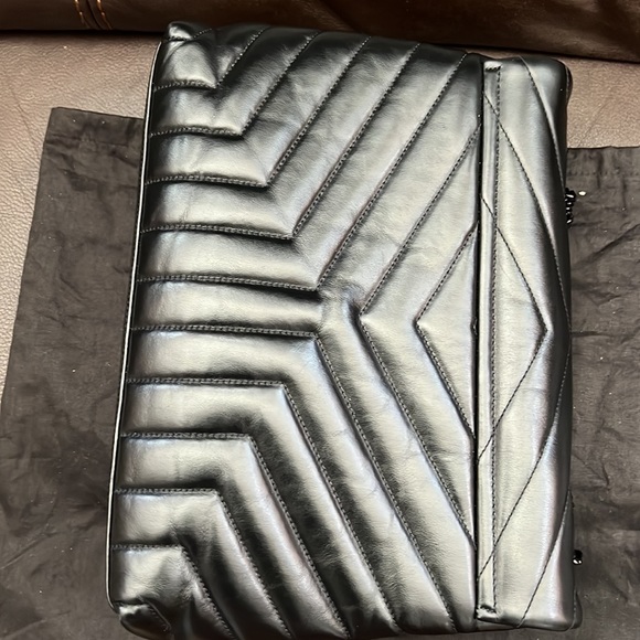 YSL Medium LouLou Bag - Picture 7 of 9